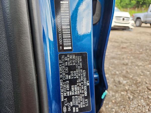 2017 KIA NIRO FE / LX / LX Tech