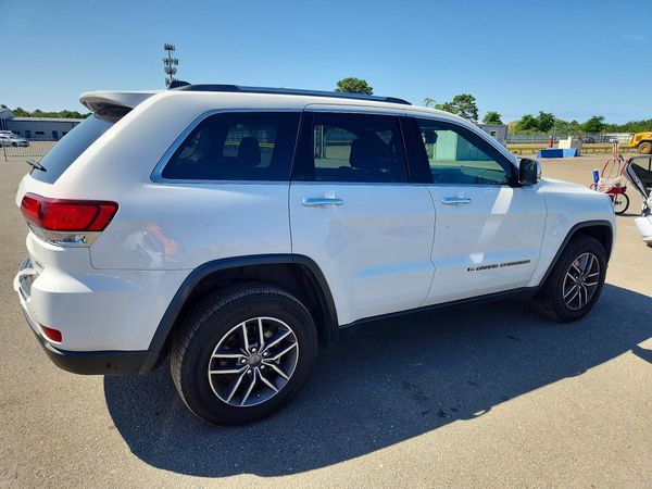 2022 JEEP GRAND CHEROKEE