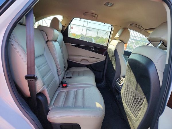 2017 KIA SORENTO EX