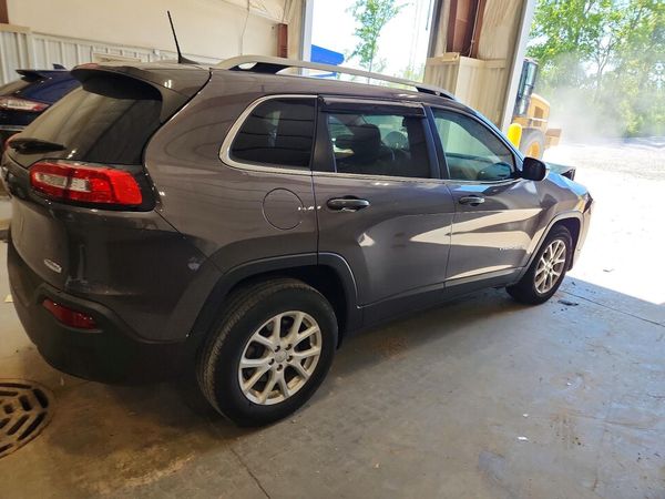 2017 JEEP CHEROKEE LATITUDE 4X4