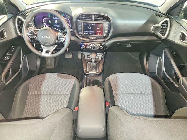 2024 KIA SOUL LX, S