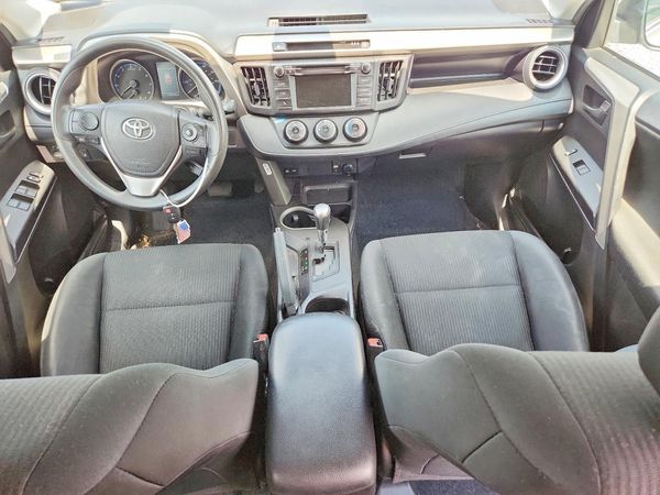 2017 TOYOTA RAV4 LE