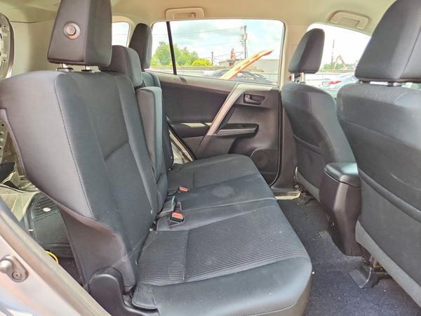 2017 TOYOTA RAV4 LE