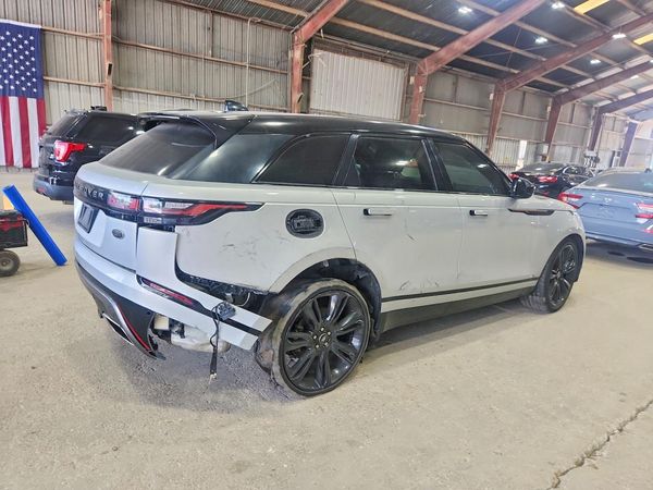 2018 LAND ROVER RANGE ROVER VELAR R-Dynamic SE