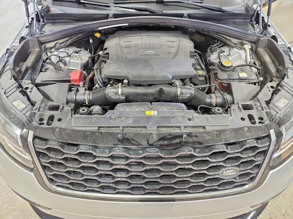 2018 LAND ROVER RANGE ROVER VELAR R-Dynamic SE