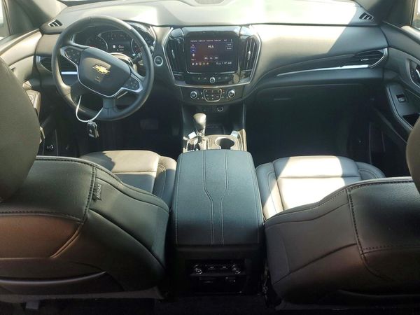 2023 CHEVROLET TRAVERSE LT