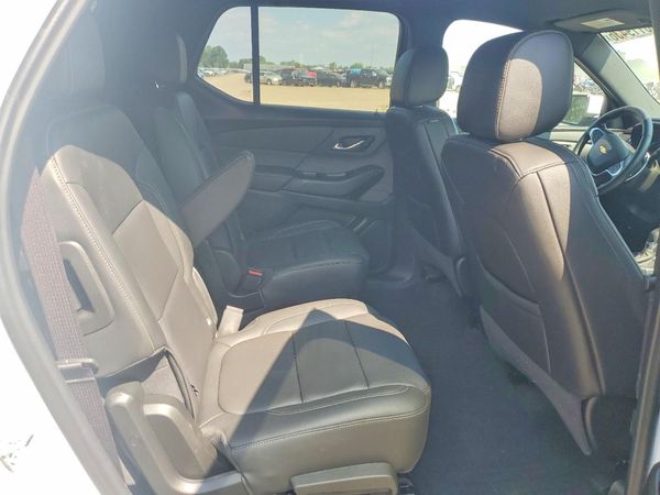 2023 CHEVROLET TRAVERSE LT