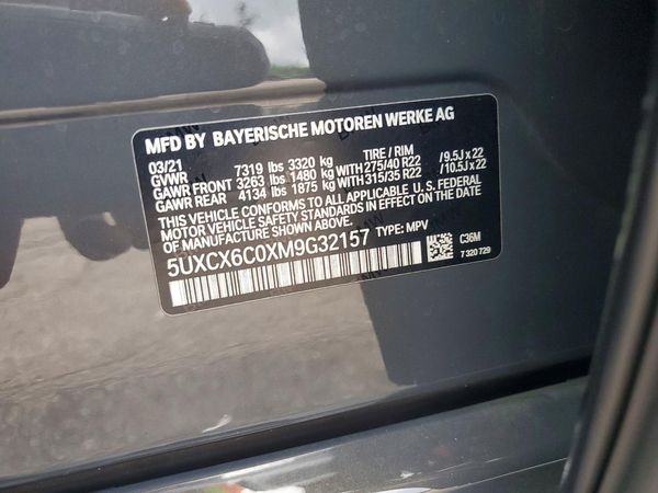 2021 BMW X7