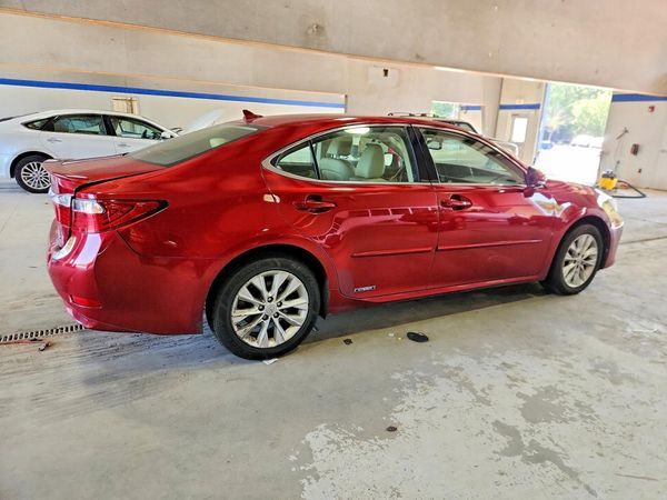 2013 LEXUS ES 300h