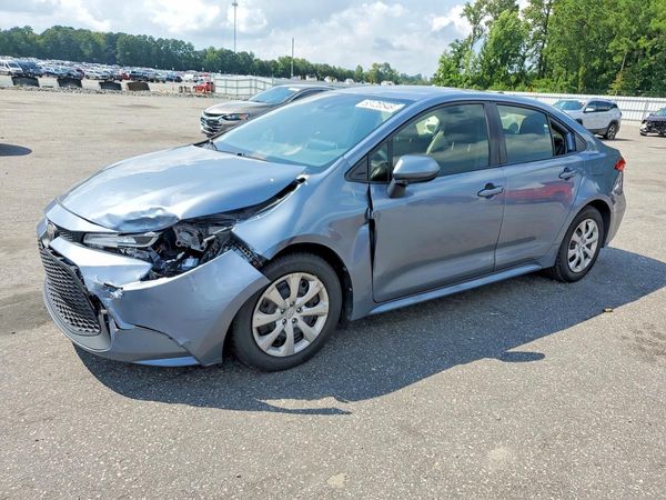 2020 TOYOTA COROLLA LE — Front 3/4