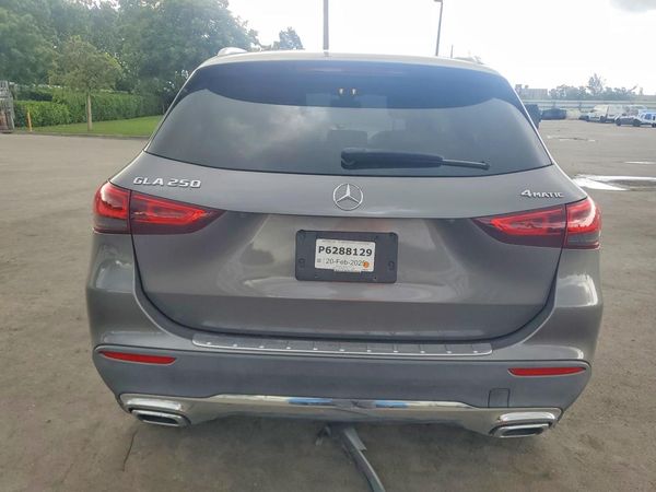 2021 MERCEDES-BENZ GLA GLA250-4M