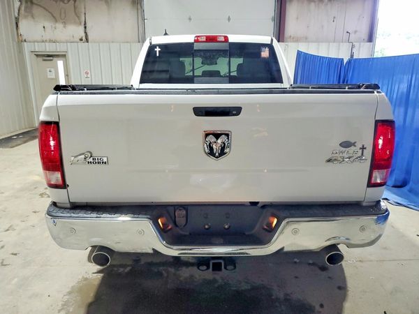 2017 RAM 1500 SLT