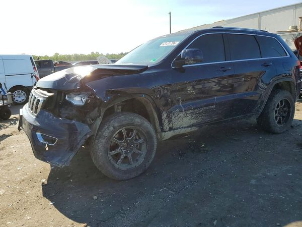 2017 JEEP GRAND CHEROKEE LAREDO 4X4