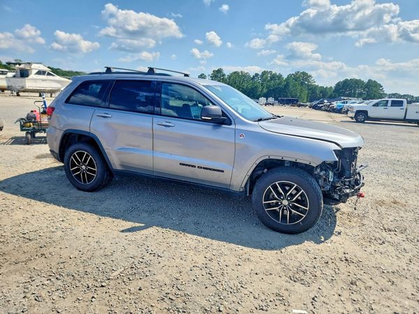 2017 JEEP GRAND CHEROKEE TRAILHAWK 4X4