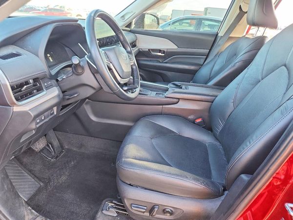 2024 TOYOTA GRAND HIGHLANDER