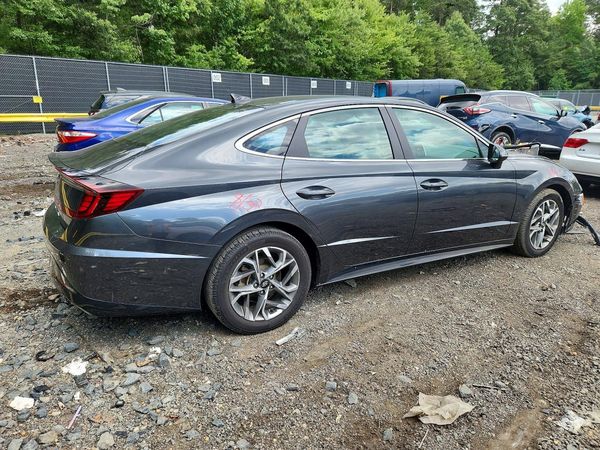 2022 HYUNDAI SONATA