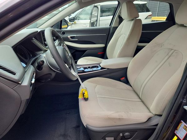 2022 HYUNDAI SONATA