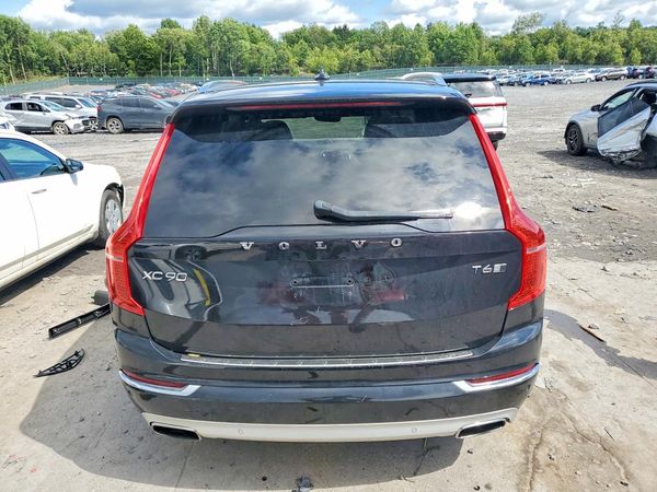 2018 VOLVO XC90 Inscription
