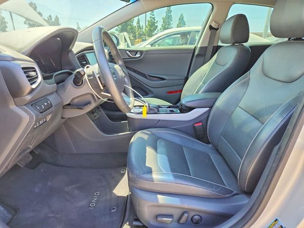 2019 HYUNDAI IONIQ Limited (EV)