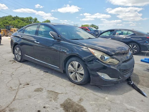 2014 HYUNDAI SONATA