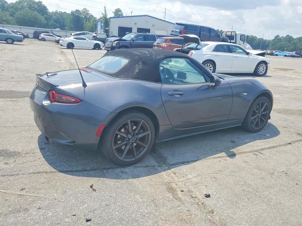 2016 MAZDA MX-5 MIATA Club/GS