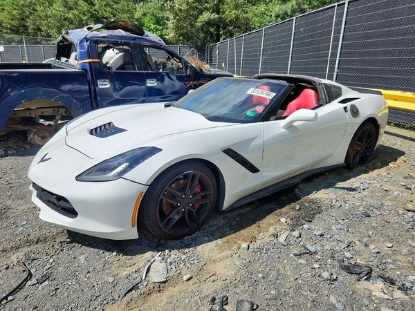2019 CHEVROLET CORVETTE Stingray Preferred 2LT — Front 3/4