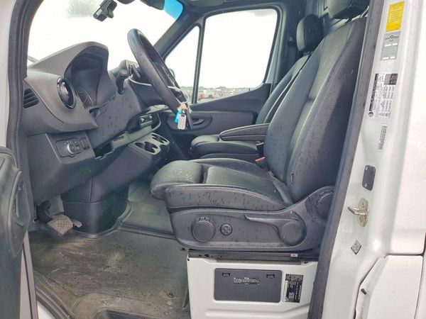 2024 MERCEDES-BENZ SPRINTER 907 (VS30)