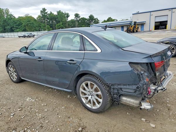 2021 AUDI A4 quattro Premium