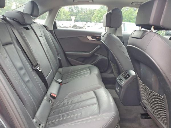 2021 AUDI A4 quattro Premium