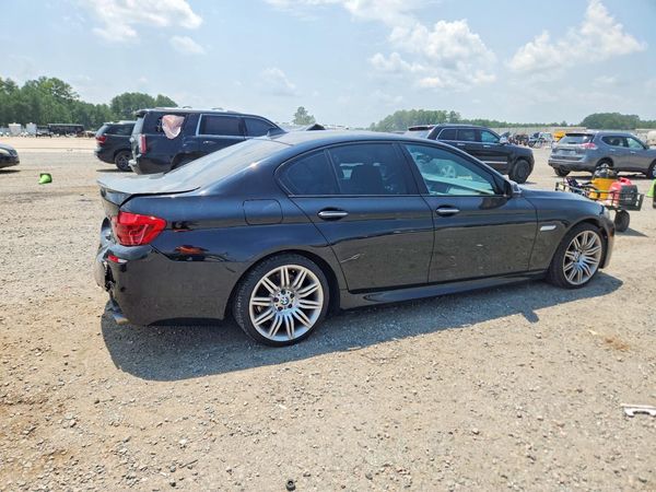 2016 BMW 550