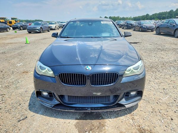 2016 BMW 550