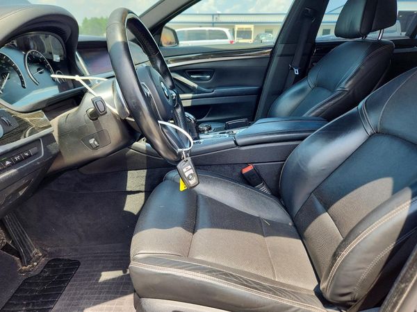 2016 BMW 550