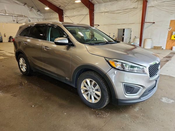 2017 KIA SORENTO L, LX
