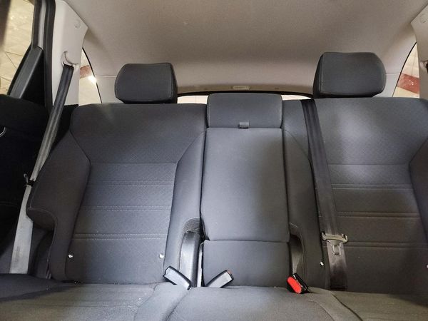 2017 KIA SORENTO L, LX