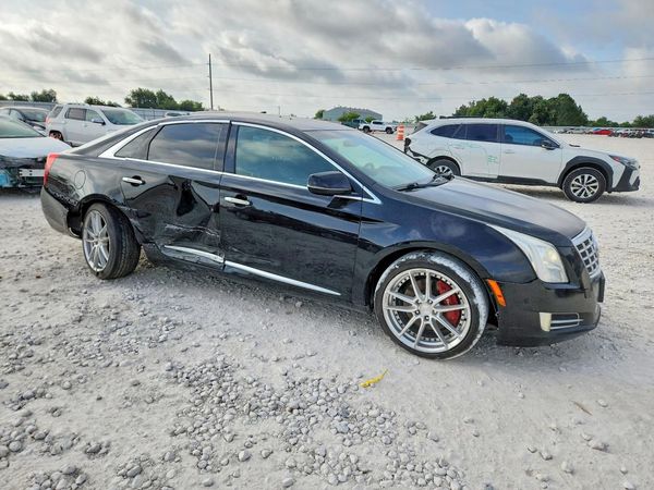 2014 CADILLAC XTS