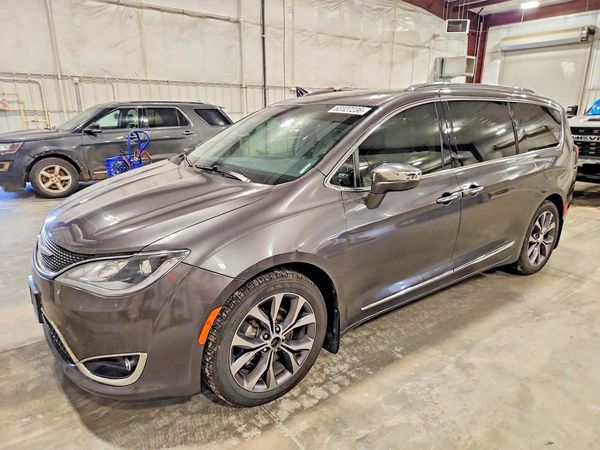 2017 CHRYSLER PACIFICA