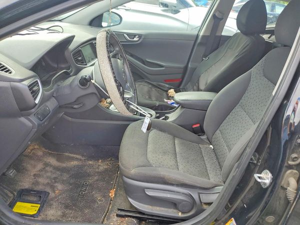 2017 HYUNDAI IONIQ