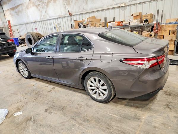 2019 TOYOTA CAMRY
