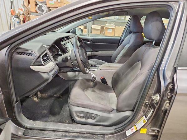 2019 TOYOTA CAMRY