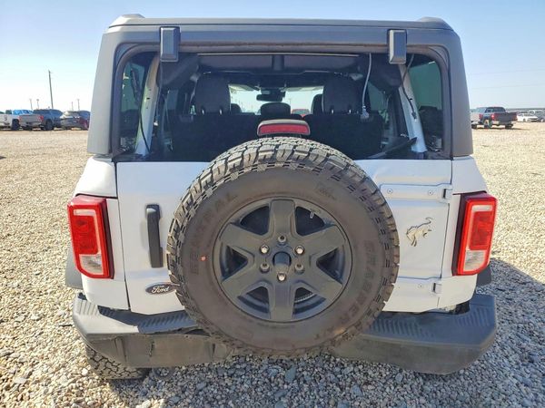 2024 FORD BRONCO Black Diamond