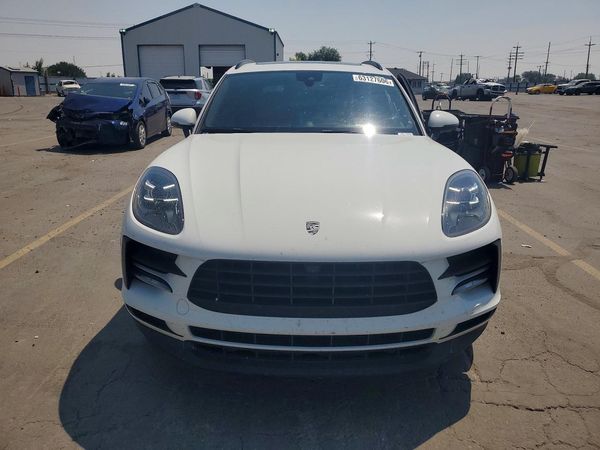 2020 PORSCHE MACAN