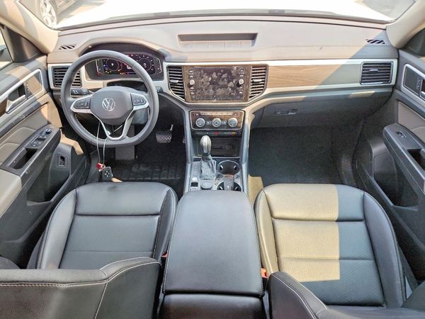 2023 VOLKSWAGEN ATLAS 4Motion SE w/ Tech