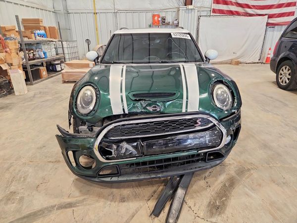 2016 MINI COOPER