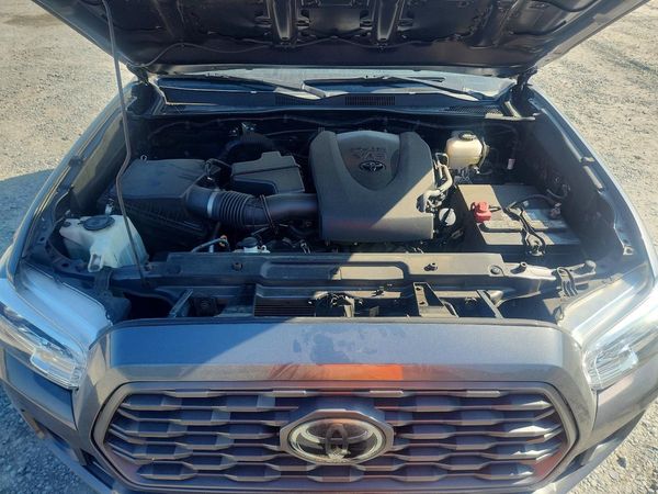 2021 TOYOTA TACOMA SR5