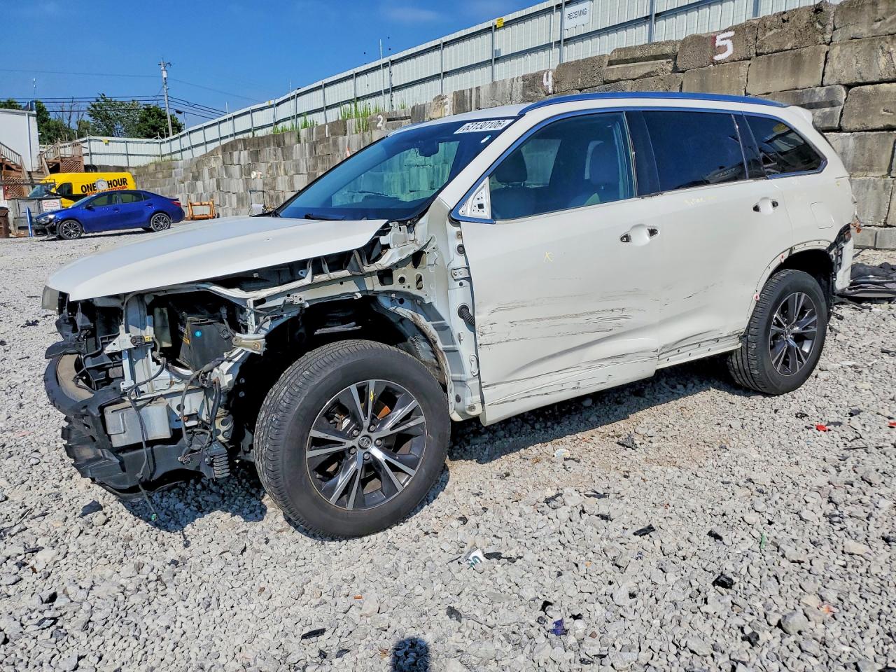 2016 TOYOTA HIGHLANDER Base/Hybrid