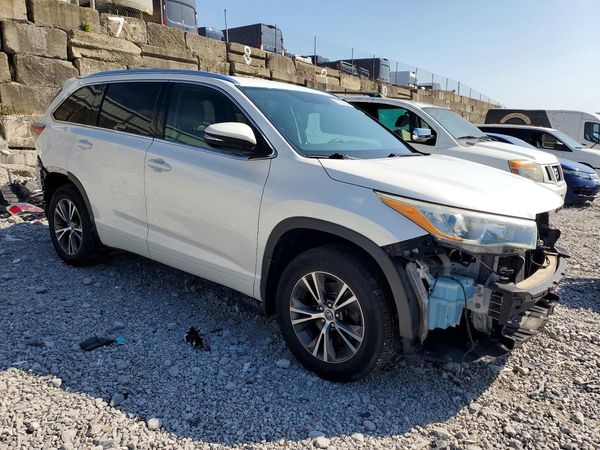 2016 TOYOTA HIGHLANDER Base/Hybrid