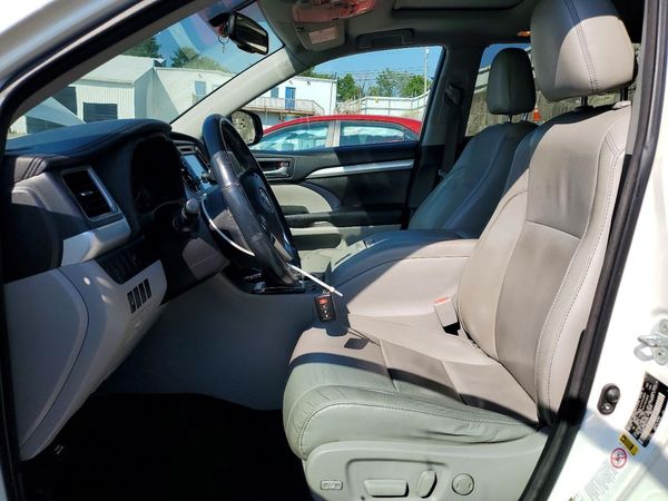 2016 TOYOTA HIGHLANDER Base/Hybrid