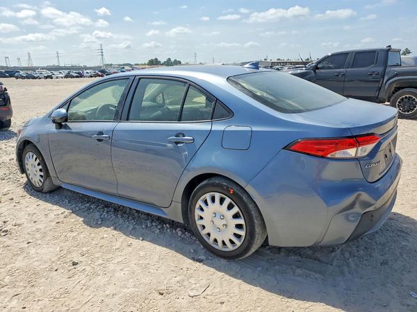 2022 TOYOTA COROLLA