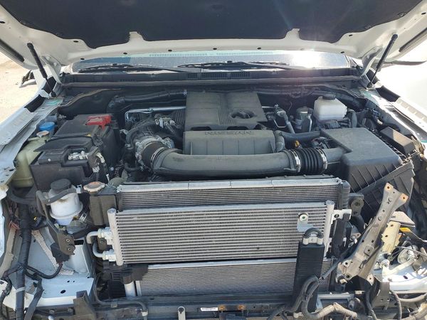 2024 NISSAN FRONTIER