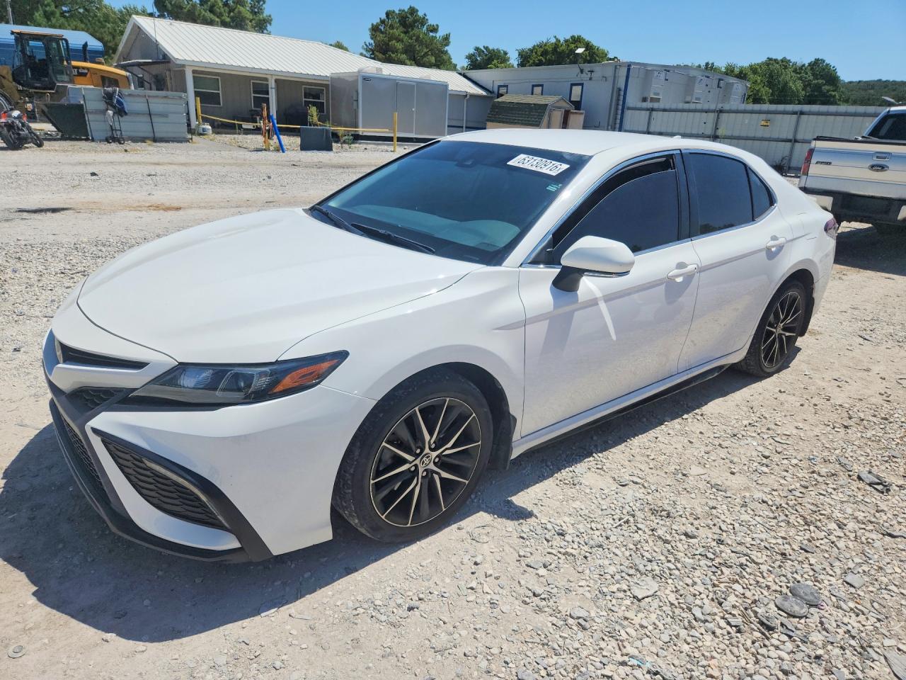 2022 TOYOTA CAMRY SE — Front 3/4